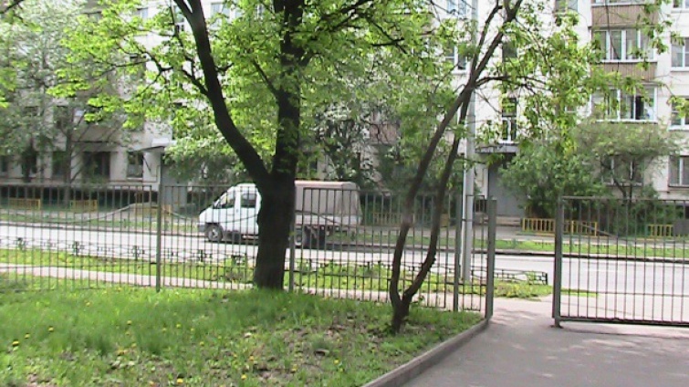 Граница парка и Сокольнического вала