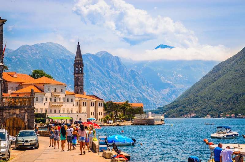Будва - крупнейший туристический центр Черногории