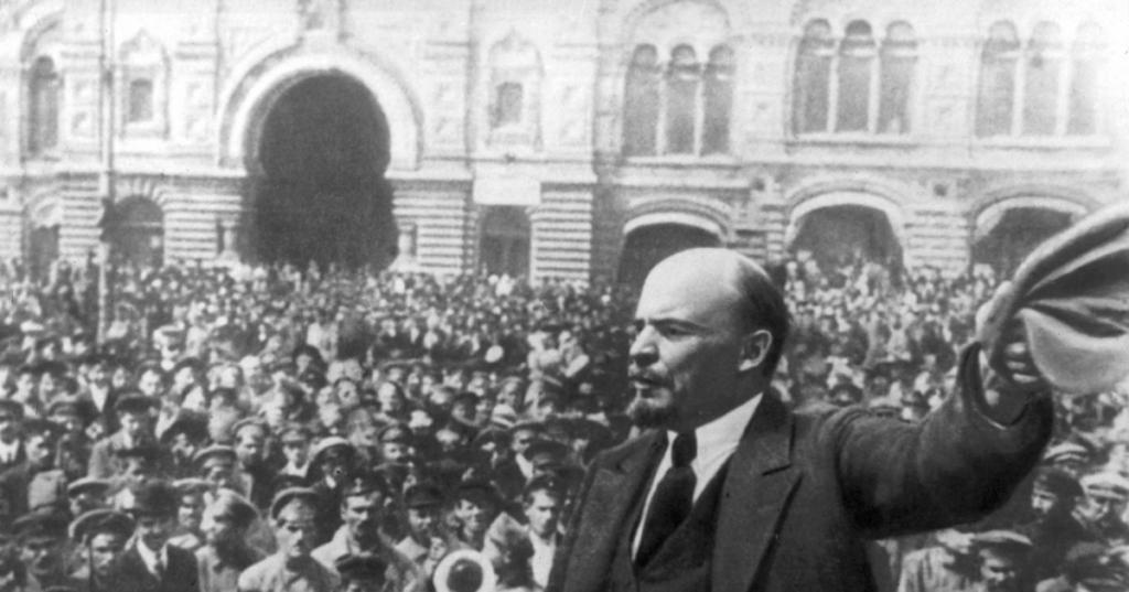 Ленин - отец и вдохновитель Революции
