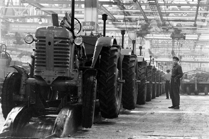 Сталинградский тракторный завод
