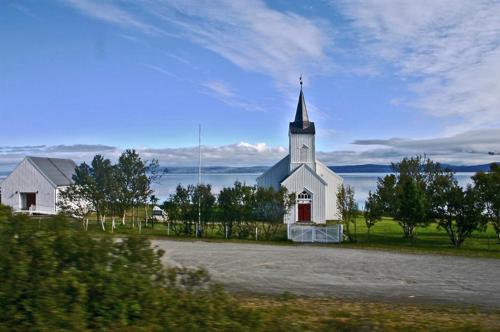 Маленькая церковь в Финнмарке