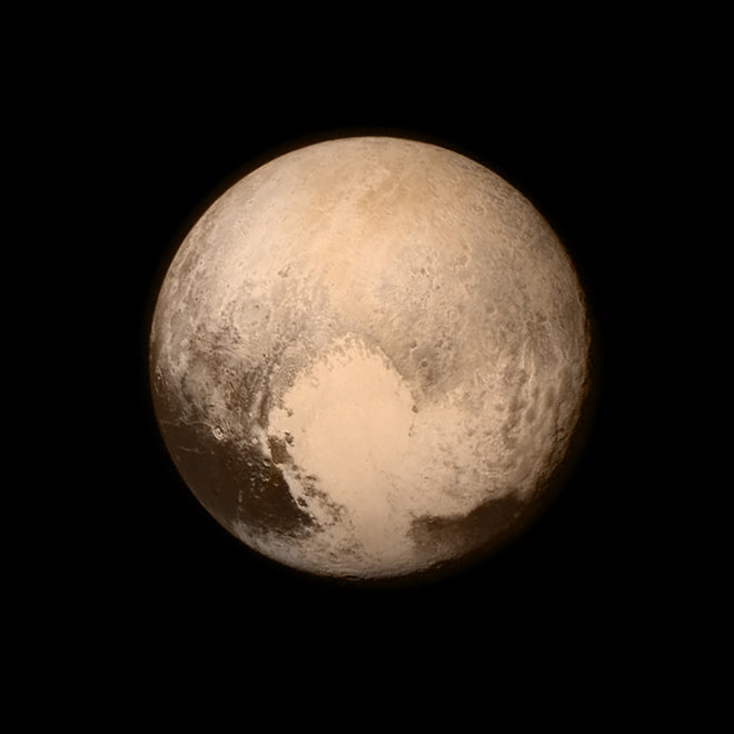 Плутон на черном фоне