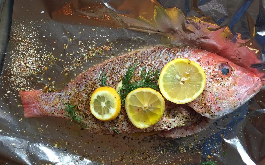 Рыба в фольге с лимоном