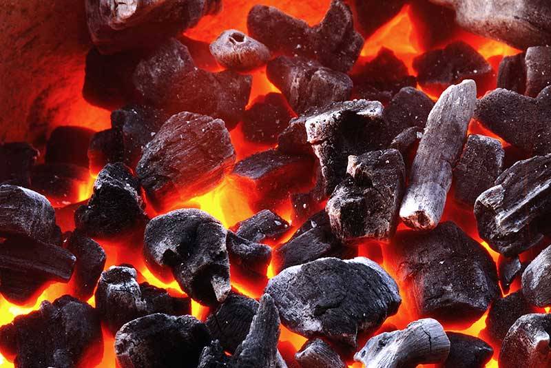Уголь из мангала