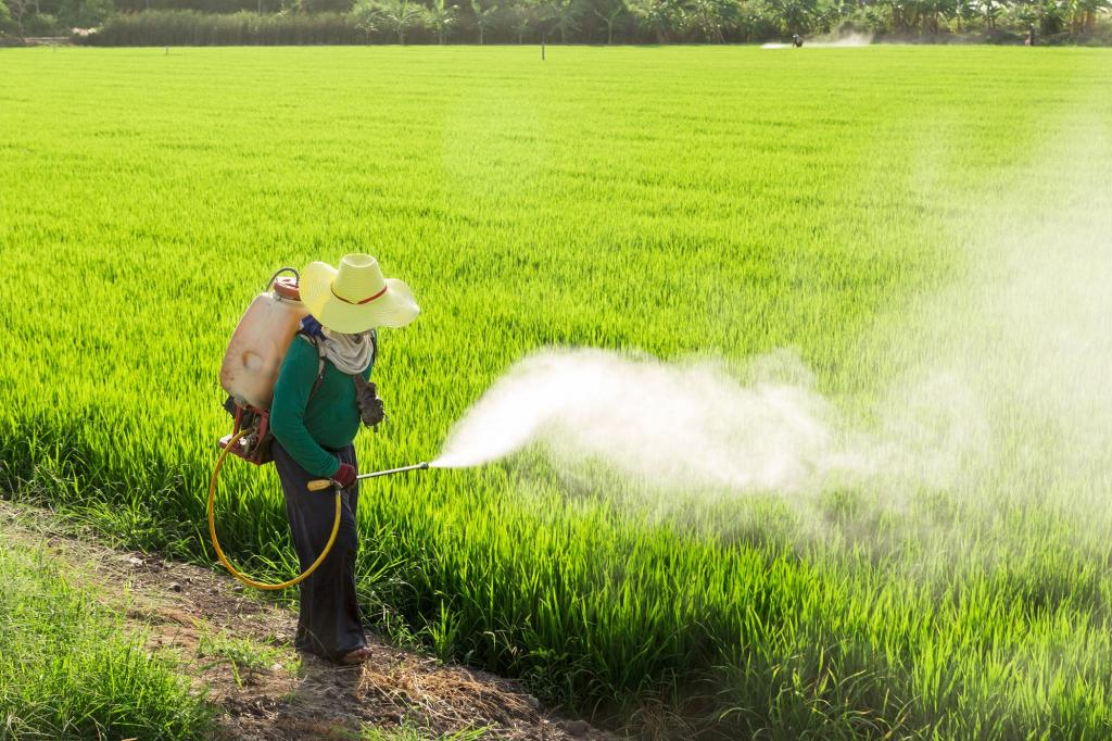 обработка пестицидами