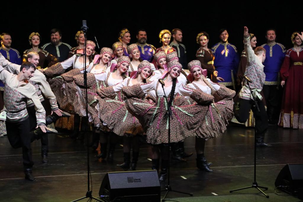 Сибирский народный хор