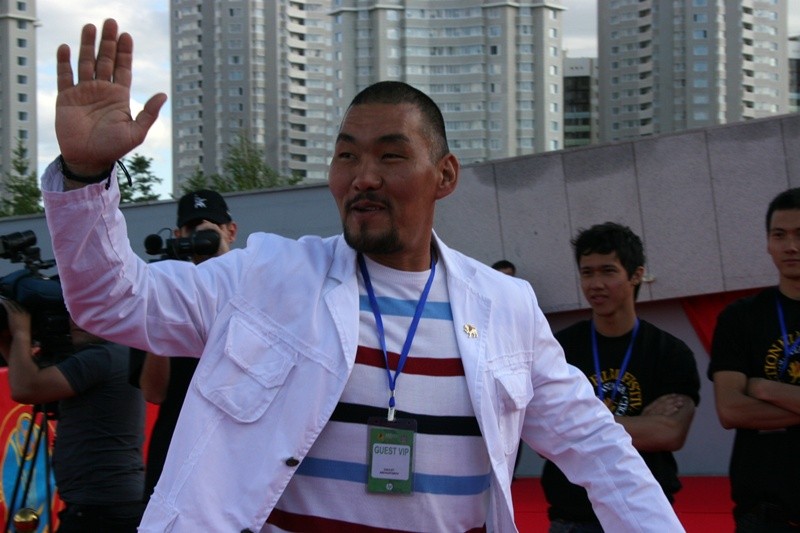 казахский актер даулет абдыгапаров