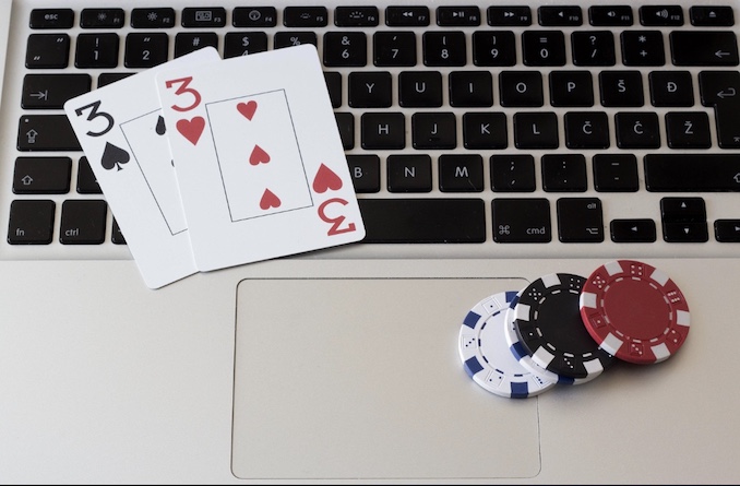 Ноутбук для заработока на Покер Старс