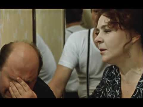 Плакать должны были только мужчины, но не Нина Ургант: история песни из "Белорусского вокзала"