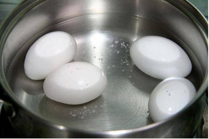 Польза воды после варки яиц