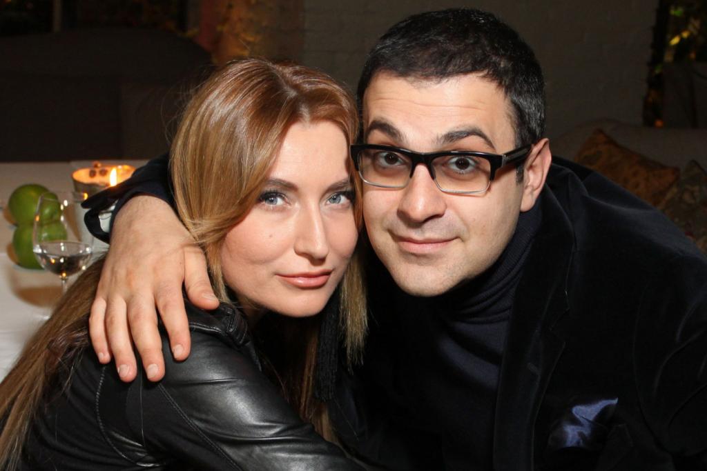 Андрей минин фото с женой