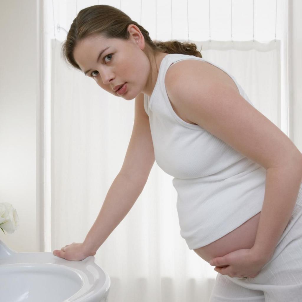 Тянет поясницу и понос на 39 неделе беременности thumbnail