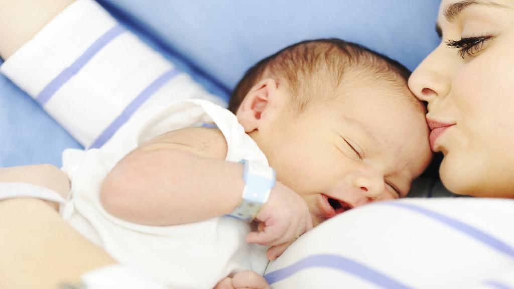 Синеватый цвет кожи при рождении ребенка thumbnail