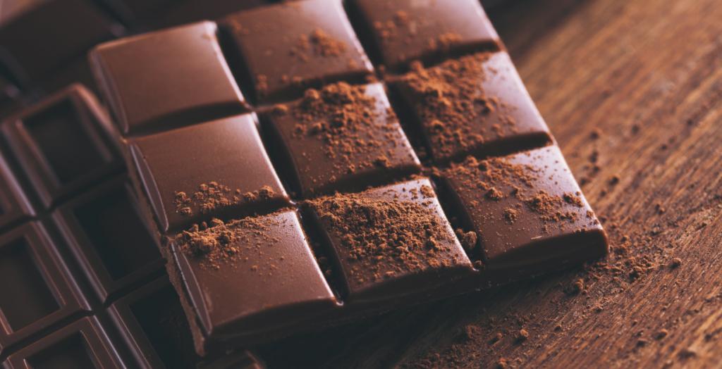 Черный шоколад нормализует температуру