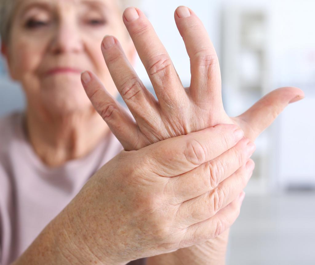 Симптомы перелома пальца на руке большого пальца thumbnail