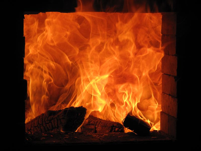 К чему снится печка в доме с огнем thumbnail