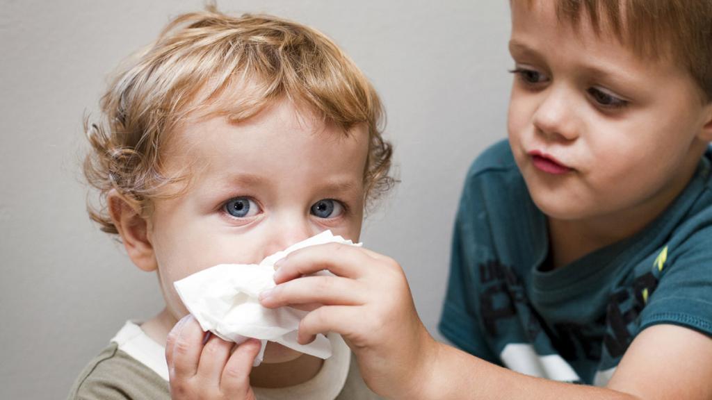 Частый непродуктивный кашель у ребенка