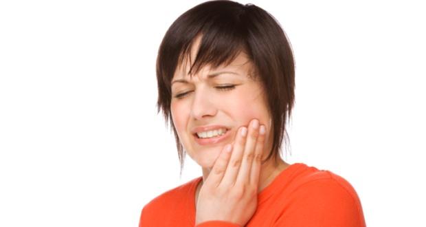 Больно ли делать укол в десну перед лечением зуба видео thumbnail