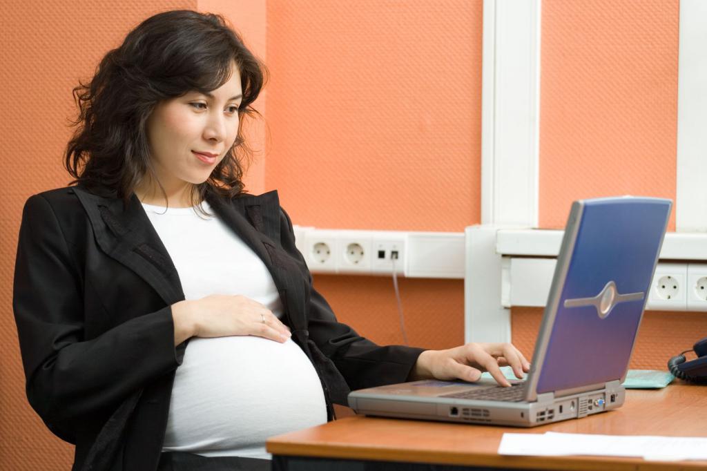 Когда дают справку о беременности для работы при постановке на учет thumbnail