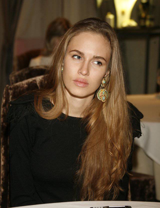 блогер Карина Иванова