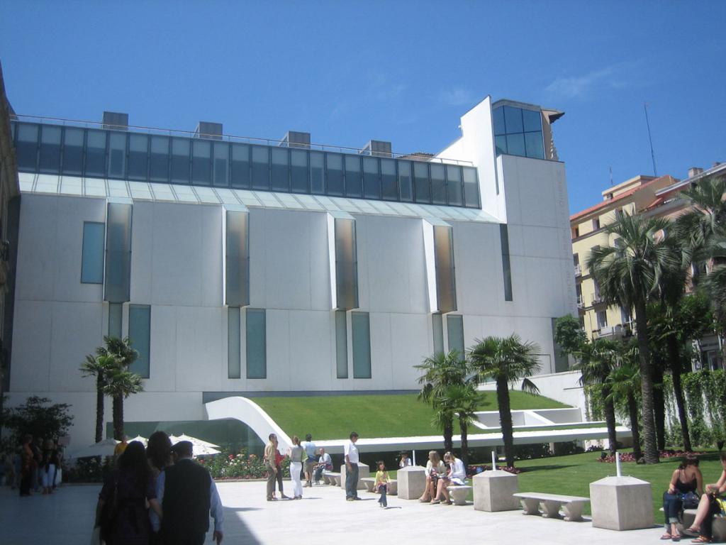 Музей в Мадриде, 2-е здание