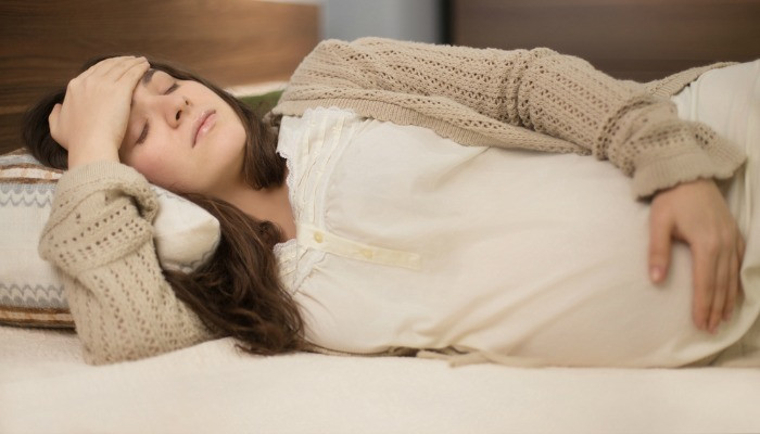 Почему тошнит при беременности на поздних сроках по утрам thumbnail