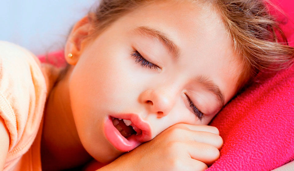 ребенок стучит зубами во сне