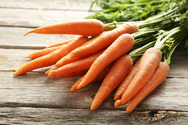 Польза салата из моркови и чеснока thumbnail