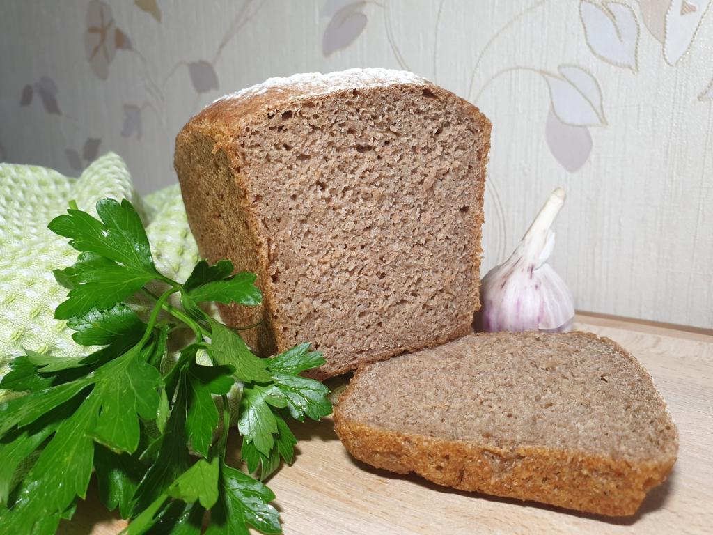 Простой рецепт цельнозернового хлеба. Хлеб цельнозерновой Житный. Ржаной цельнозерновой хлеб. Хлеб Фрейзер цельнозерновой. Хлеб цельнозерновой Лютинский хлеб.