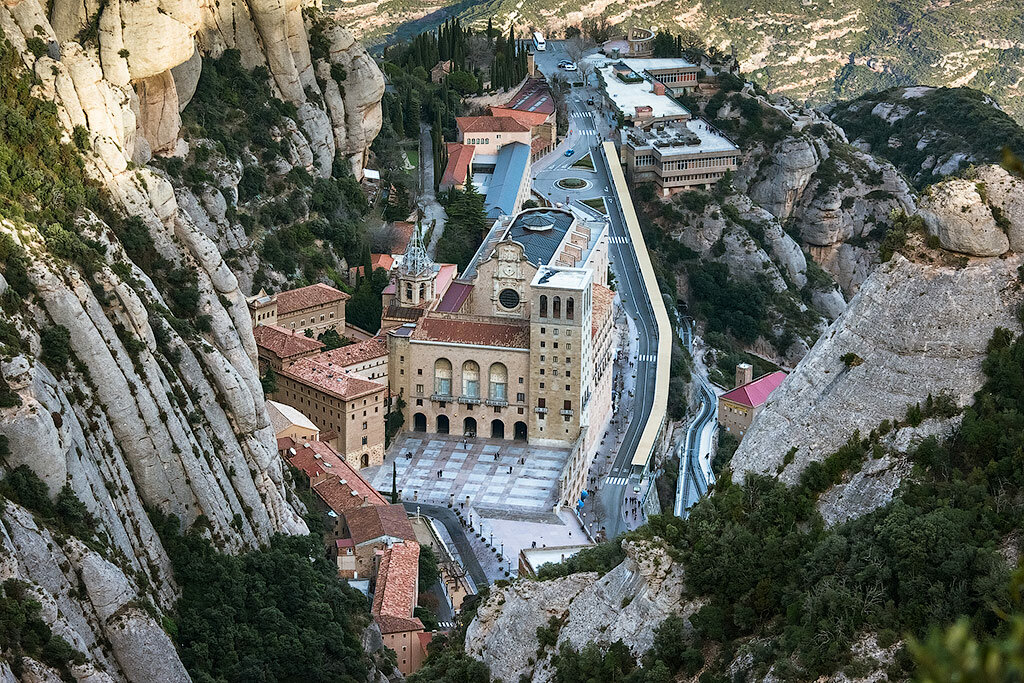 Монтсеррат монастырь в испании