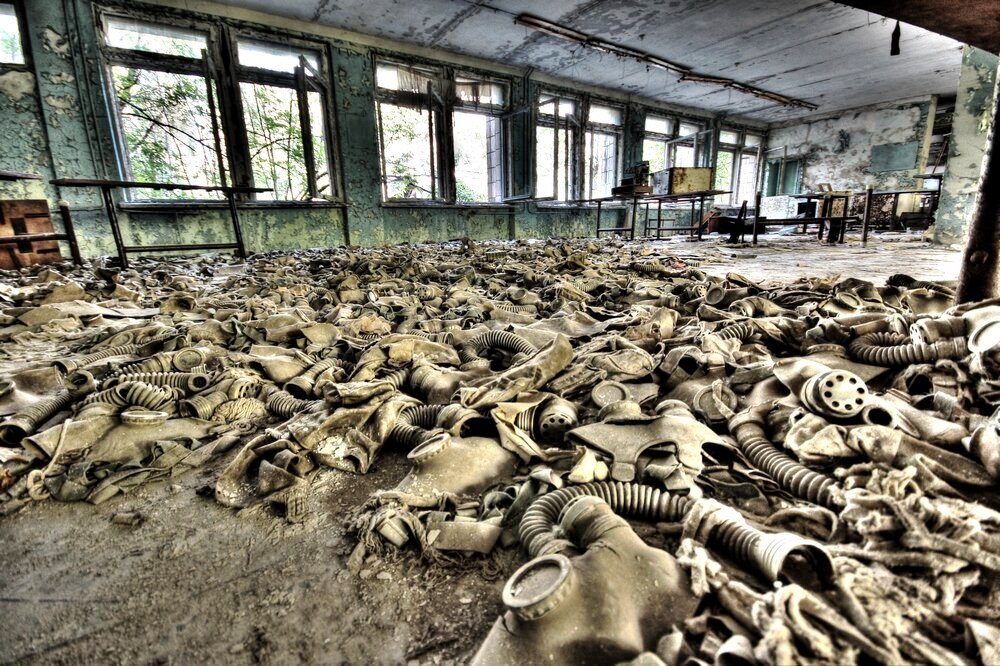 Припять сколько погибло. Припять город призрак. Припять Чернобыль ЧАЭС зона отчуждения. Чернобыль зона отчуждения ЧАЭС. Город призрак Чернобыль Припять.