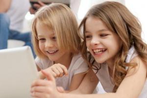 Блогеры и компьютерные игры: опрос показал, что смотрят российские дети в интернете