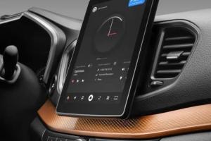 Информация - наше все: новая Lada Vesta будет оснащена 10,4-дюймовым вертикальным планшетом мультимедиа