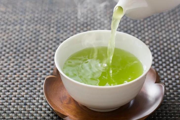 Благодаря какому компоненту зеленый чай помогает бороться с различными типами коронавирусов