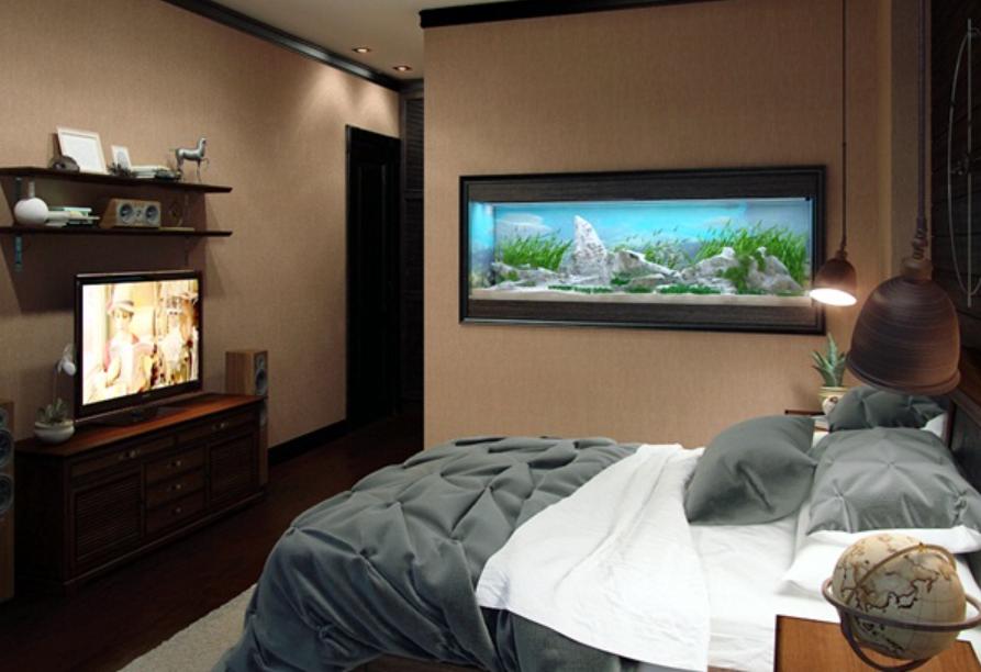 Телевизор в маленькой комнате. Аквариум в спальне. Телевизор в спальне. Спальня с большим телевизором. Телевизор в комнате маленький.