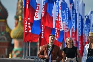 13% россиян возьмут отпуск или отгул после 12 июня: как отдыхаем на День России