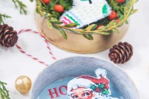 Легко и просто: как сделать легкие винтажные рождественские украшения из банки от тунца