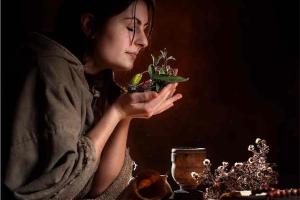 Крахмалистый или соленый: как древние травники подбирали лечение по запаху и вкусу