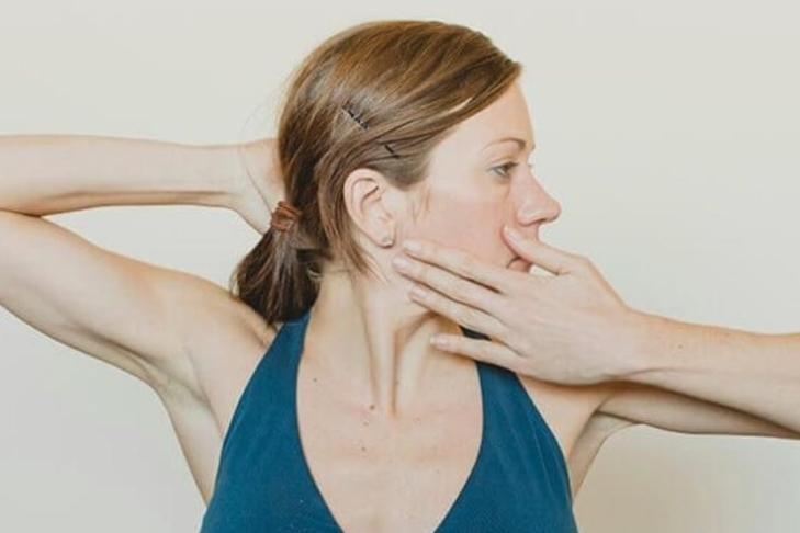 Как избавиться от боли в шее с помощью простых упражнений: лучшие способы расслабления мышц