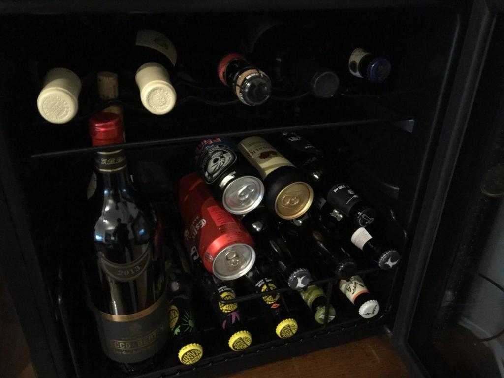 Относитесь к алкоголю как к вампиру: способы правильного хранения выпивки дома