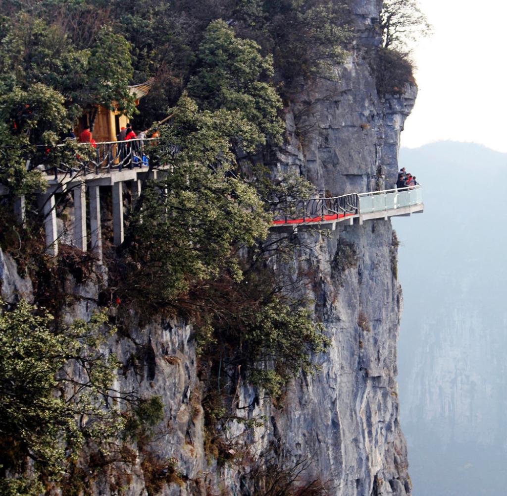 Гора Тяньмэнь стеклянный мост