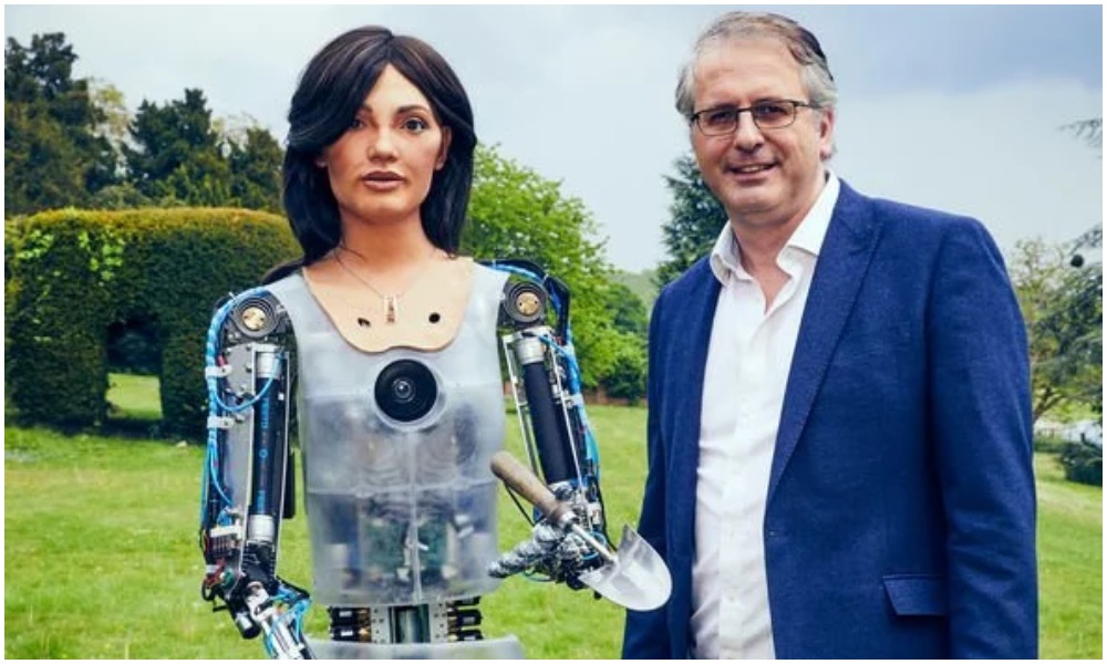 Прорывы искусственного интеллекта. Робот Aida. Известные роботы. Роботы артисты. Искусственный интеллект робот Aida.