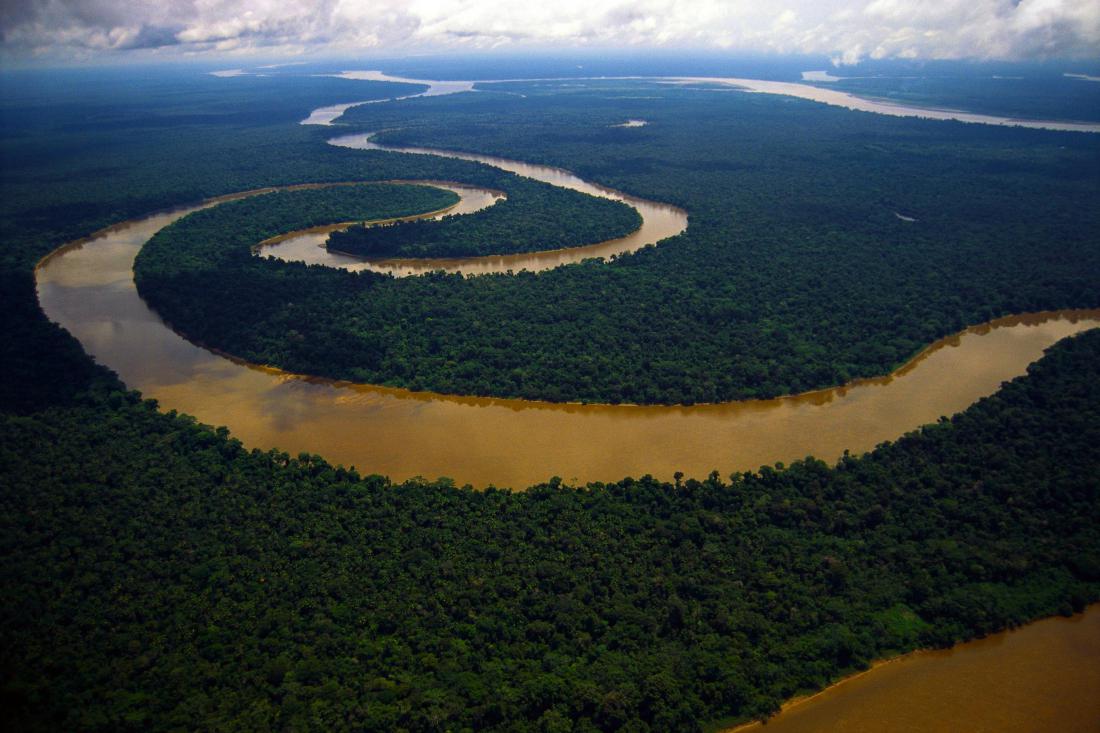 Самая длинная река в мире россии. Исток реки Амазонка. Порт на реке Амазонка.