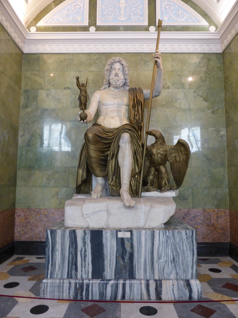 статуя Юпитера в Эрмитаже