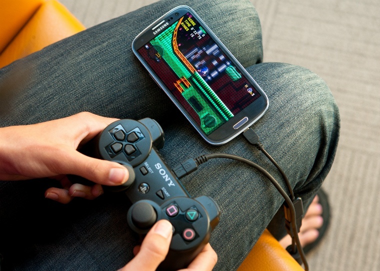 Application and gamepad