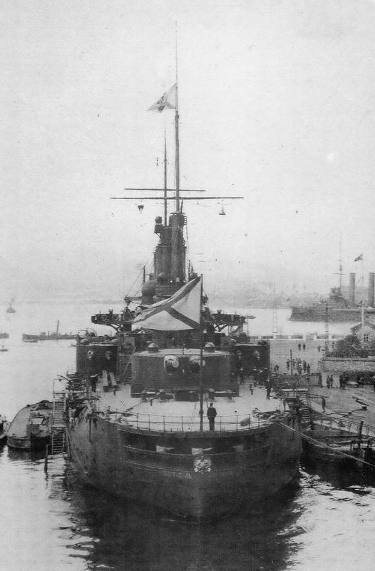 Броненосец "Полтава" в порту