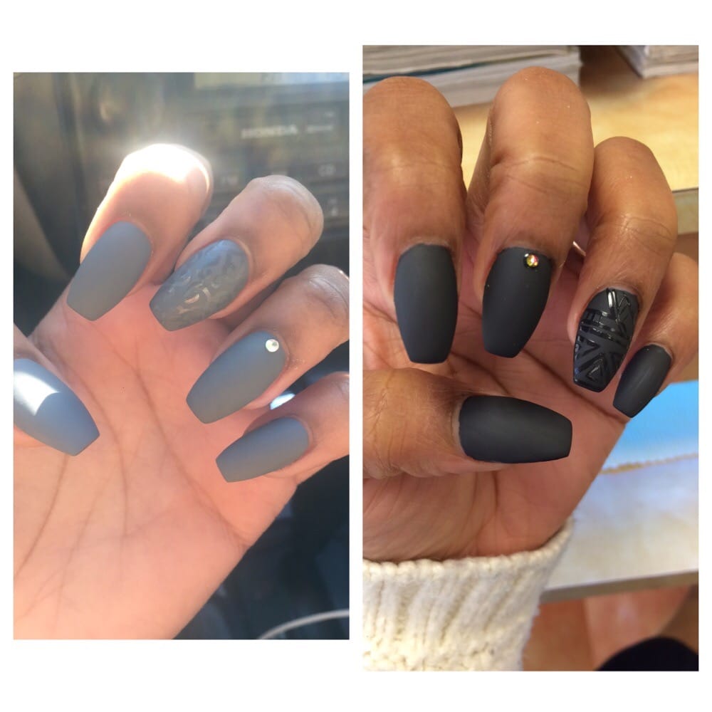 dark gray manicure