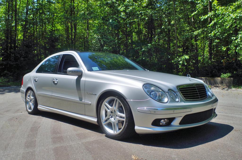 Mercedes Benz e55 w211