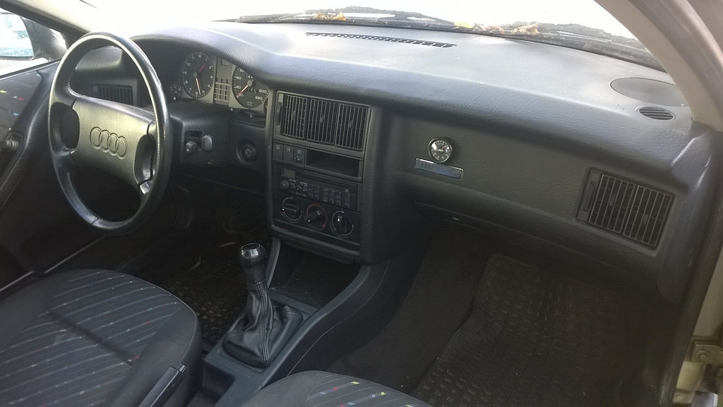 audi 80 interior