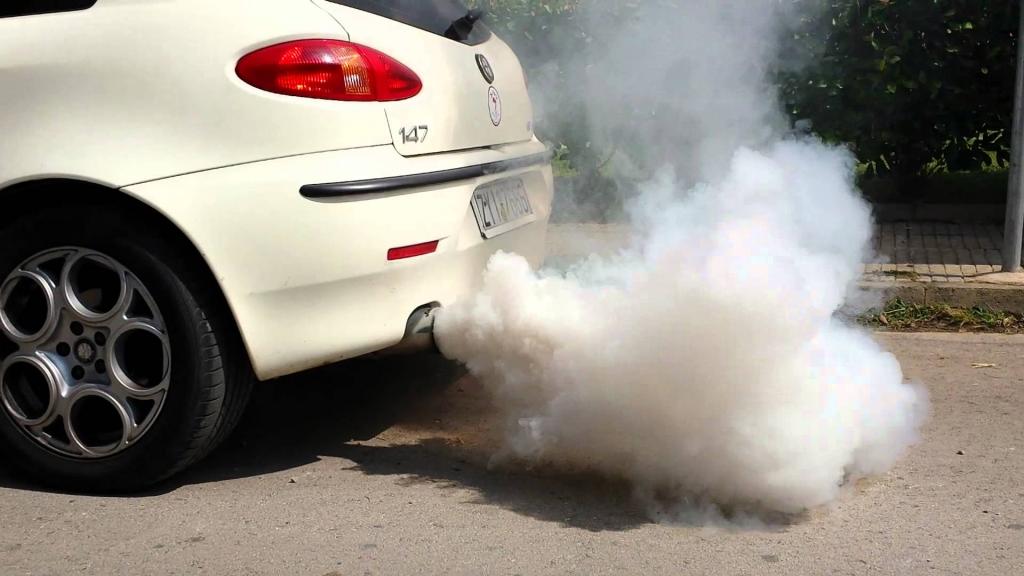 Запах выхлопных газов в салоне автомобиля - причины